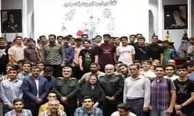 برخی از جوانان کشور با پول مردم درس خوانده اما در ناسا و استارلینک به دشمن خدمت می کنند