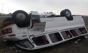 واژگونی مینی بوس تیم کشتی در گردنه صلوات آباد سنندج/ ۱۴ مصدوم