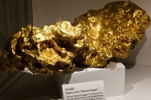 بزرگترین قطعه طلای جهان را چه کسی پیدا کرد و سر از کجا درآورد؟

