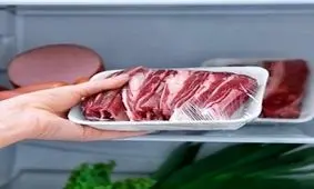 اشتباهات رایج در یخ‌ زدایی از گوشت یخ‌ زده