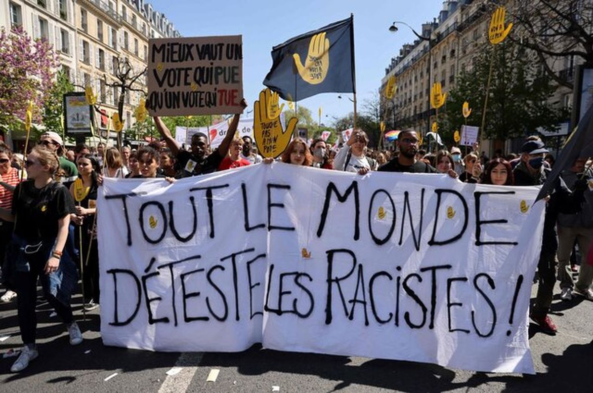 درگیری پلیس فرانسه و معترضان ضد راست‌های افراطی در پاریس

