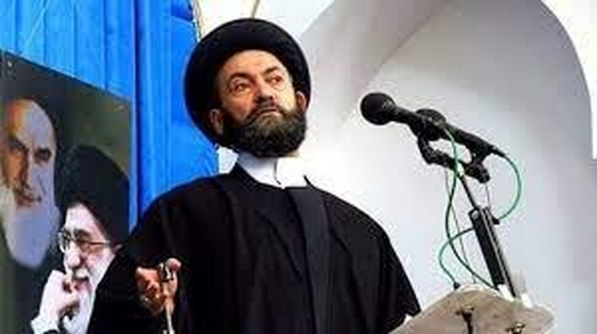 پشت بام مصلی اردبیل به پنل های خورشیدی مجهز می شود