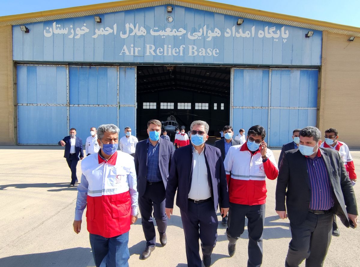 بازدید معاون استاندار خوزستان از مرکز عملیات هلال احمر استان