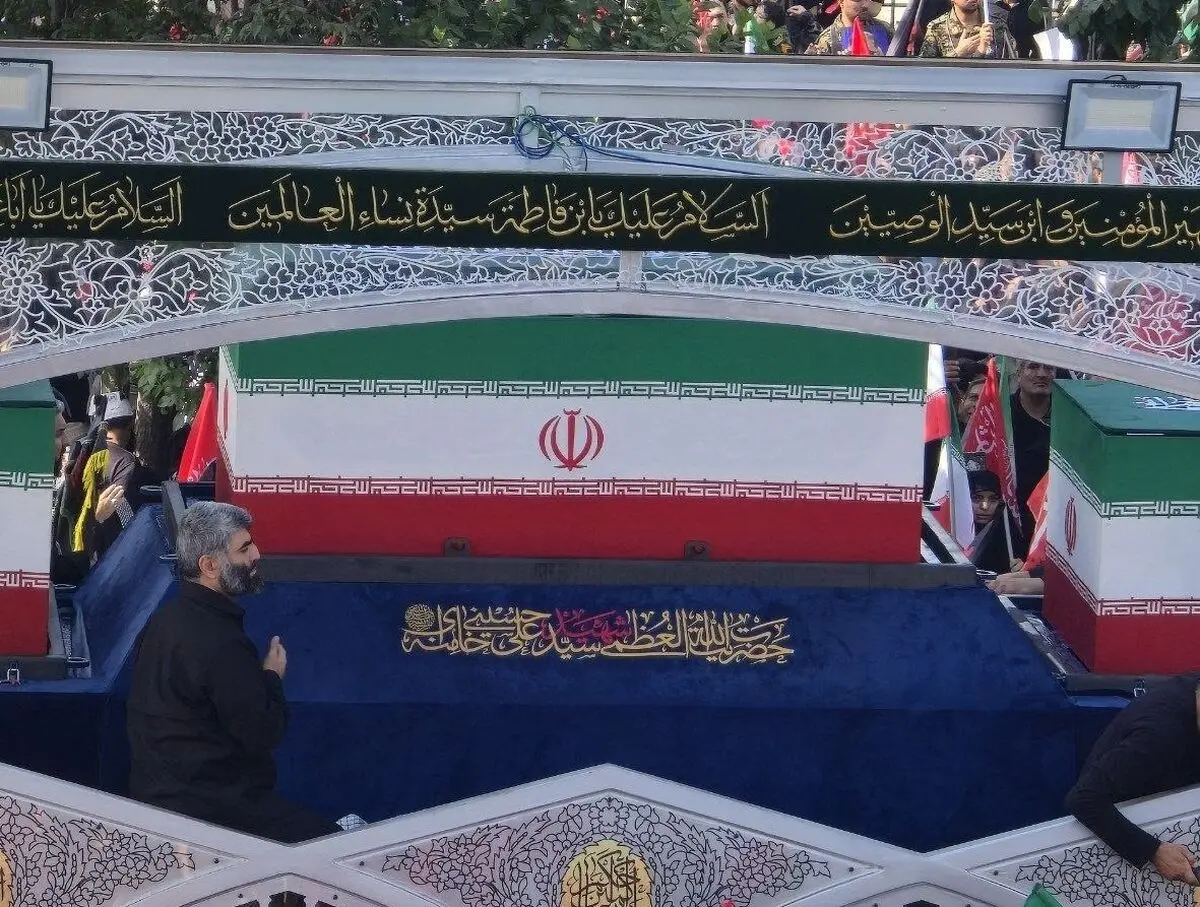  حضور شخصیت های سیاسی در مراسم تشییع پیکر رهبر شهید انقلاب در تهران/ تصاویر