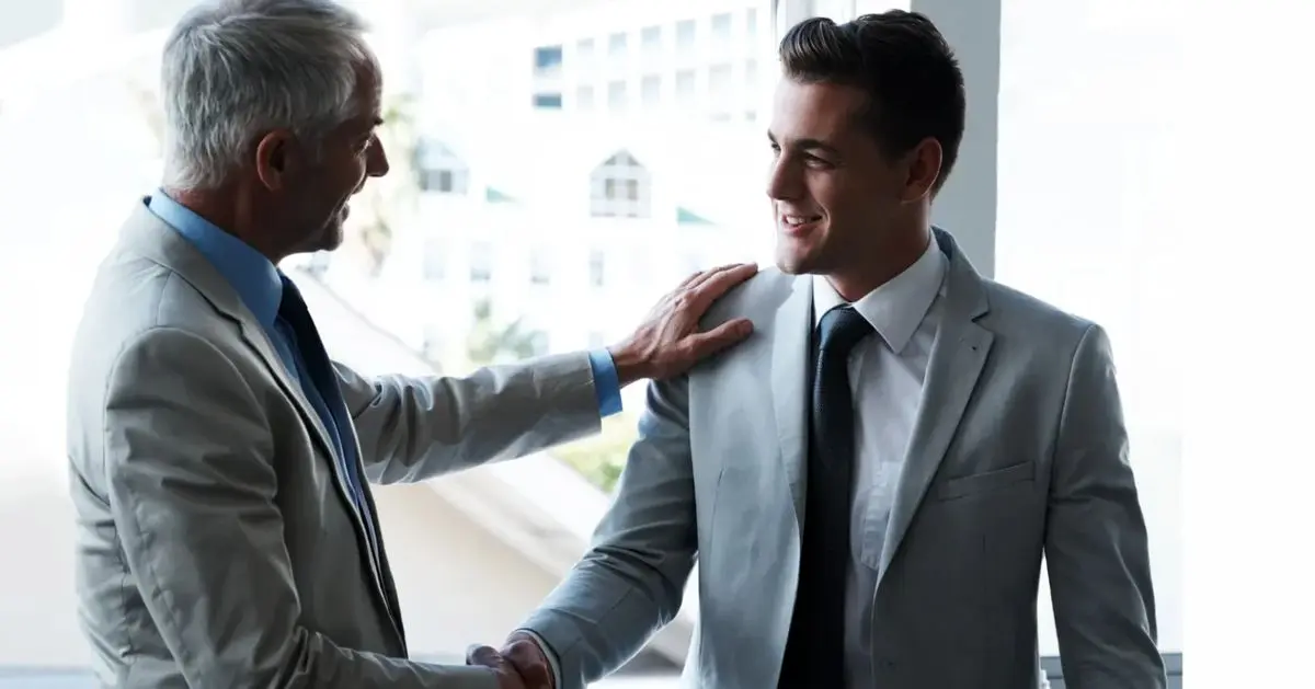 ۱۰ رفتار که موجب می‌شود دیگران به شما احترام بگذارند