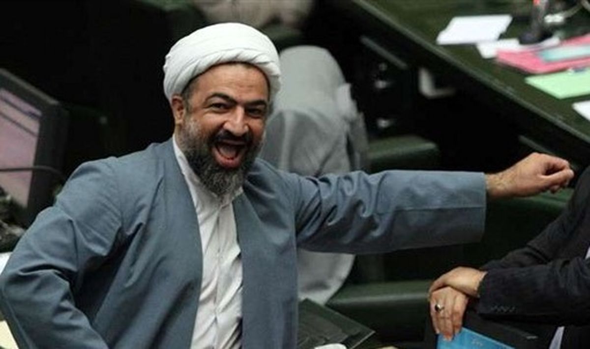 تشویق حمید رسایی توسط تماشاگران زن در مجلس!/ ویدئو