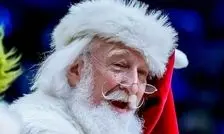 بابانوئل با هلی کوپتر به آبادان آمد/ عکس