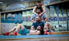 ژست متفاوت علیرضا دبیر در مقابل «آقای جدی می‌فرمایید»