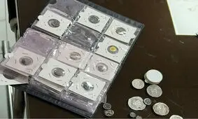 کشف ۲۳ سکه تاریخی قاچاق در ایستگاه مترو شیراز
