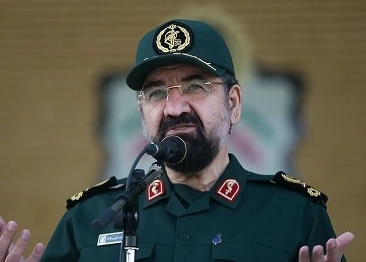 محسن رضایی خطاب به رسانه‌ها: دنبال گمانه‌زنی‌ درباره جنگ نباشید


