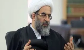 وضع بسیار بد اقتصادی که متأسفانه در کشور ما حاکم است برای مردم قابل توجیه و تحمل نیست/  مردم از ما توقع ندارند که توجیه‌گر کارهای غلط مسئولین بشویم/ نیازمند تقویت اخلاق خود هستیم تا بتوانیم پیام دین را برسانیم