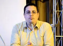 ابوالفضل اقبالی: تنها وظیفه زن، تمکین جنسی است و در هر حالتی باید تمکین کند/ رضایت زن مهم نیست؛ زن حقوق نفقه و مهریه دارد؛ باید تمکین جنسی کند/ ویدئو