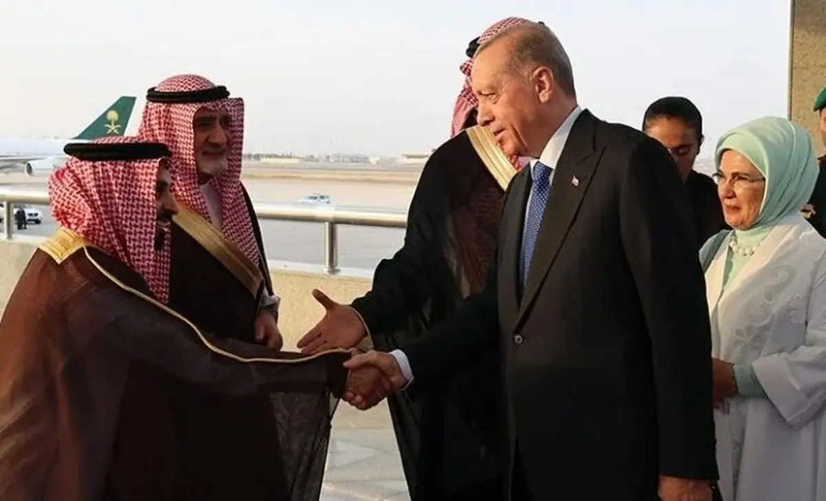 ترکیه، عربستان و پاکستان توافقنامه دفاعی مشترک امضا می‌کنند/ سفر اردوغان به سعودی همزمان با حضور نخست وزیر پاکستان در ریاض/ طبق این توافق، حمله به عربستان، حمله به ترکیه و پاکستان خواهد بود؟