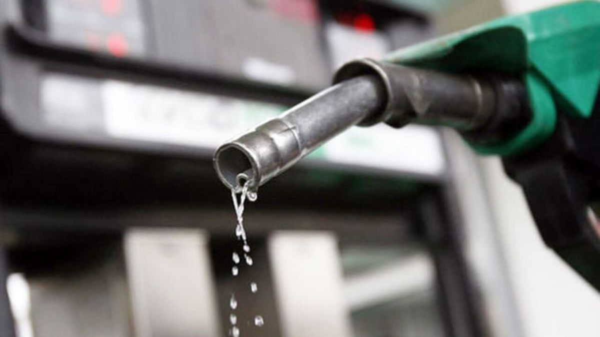 وزارت نفت می‌گوید مصرف بنزین 7 درصد بالا رفته، اما بالای 1 میلیون خودرو پرمصرف داخلی در سال گذشته اضافه شده، طبیعتا مصرف بالا می‌رود