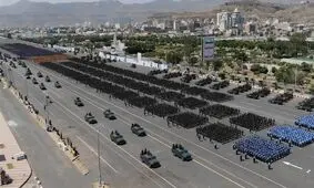 رژه نظامی جدید صنعا/ هشدار رهبر انصارالله به دشمنان ملت یمن