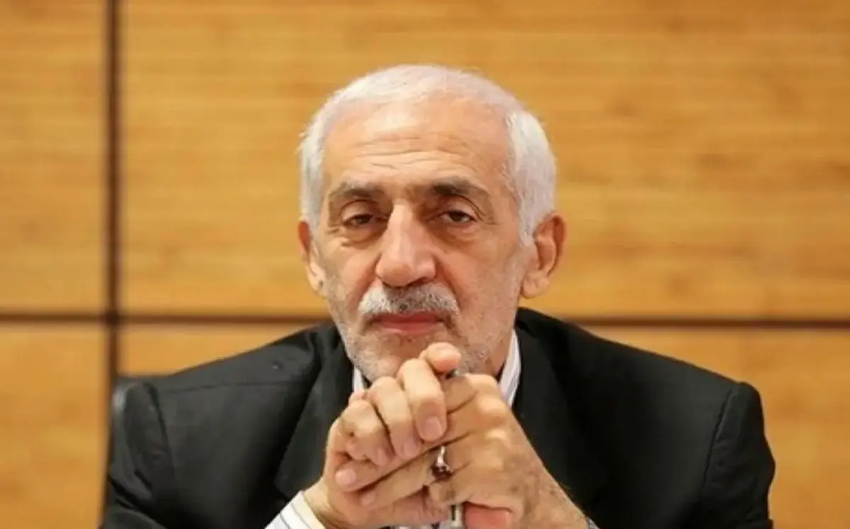 محمد دادکان: سیاست، فوتبال را قربانی کرده است

