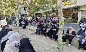 ماجرای ازدحام اتباع افغان در مقابل پلیس مهاجرت