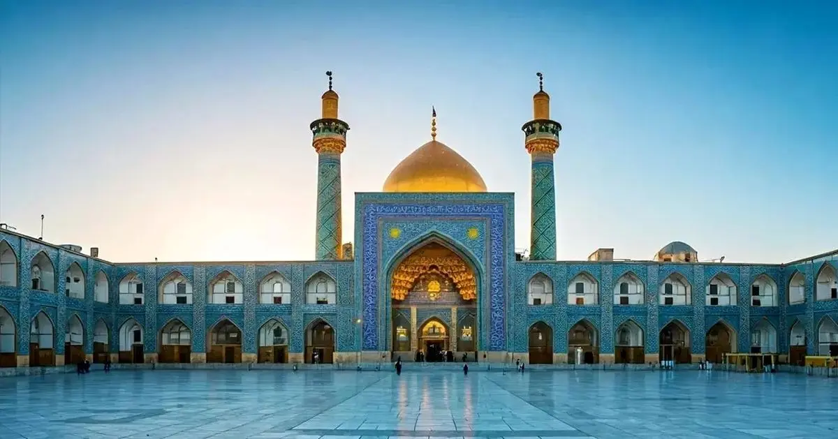 مشاهده دود غلیظ در حرم مطهر رضوی؛ کجا بمباران شده است؟/ عکس