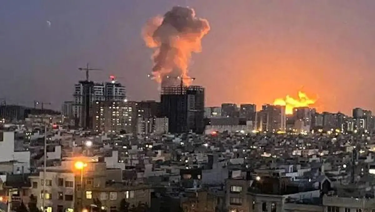 آماده‌سازی همه‌جانبه آمریکا و اسرائیل برای حملات گسترده به ایران / رویترز: ترامپ دستور حمله قدرتمند به ایران را صادر کرد/ سنتکام: «جهنم در راه است»