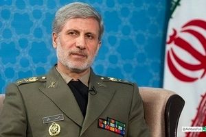 با حکم فرمانده کل قوا؛ سرلشکر حاتمی فرمانده کل ارتش شد

