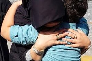 بازگشت کودک گمشده جاجرمی به آغوش خانواده با تلاش پلیس