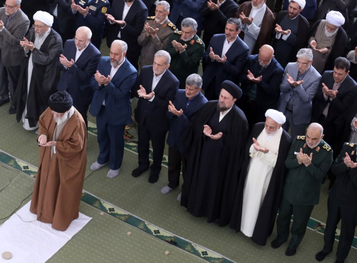 بازتاب بیانات رهبر معظم انقلاب در خطبههای نماز عید فطر