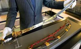 شمشیر ناپلئون در حراجی پاریس به قیمت ۴.۷ میلیون یورو فروخته شد

