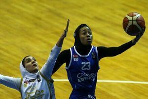 دلار، زنان بسکتبالیست خارجی را از ایران دور می‌کند؟

