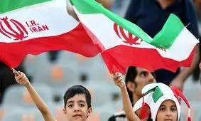 نامه رئیس فدراسیون به سازمان لیگ/برنامه ریزی برای حضور تماشاگران در هفته های آتی انجام شود