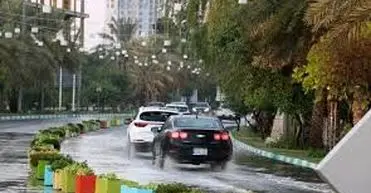 با آغاز سامانه بارشی، کیش زیر آب رفت/ ویدئو