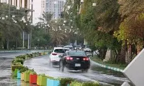 با آغاز سامانه بارشی، کیش زیر آب رفت/ ویدئو