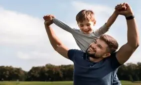 ۷ کاری که هیچ پدری نباید جلوی پسرش انجام دهد