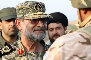 دریادار تنگسیری: با اقتدار کامل امنیت تنگه هرمز و خلیج فارس را برقرار کرده‌ایم