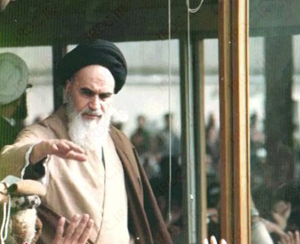 امام: ما می خواهیم مملکت آرامش داشته باشد/ هیات نظامی انگلیس به تهران می آید/ شکاریهای ایران به عربستان برده شد

