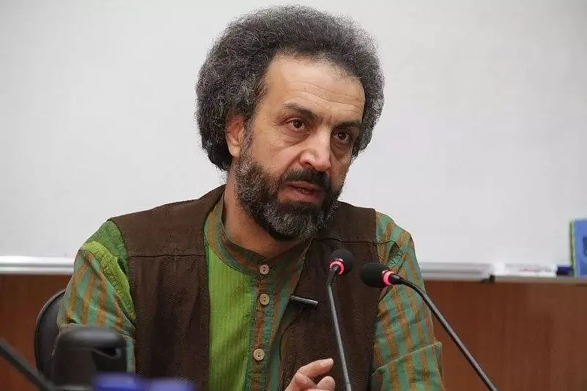 انتقاد زیدآبادی از تعلیق فعالیت محسن رنانی/ این اتفاق به‌ خاطر فضای حاکم بر شهر اصفهان است؟

