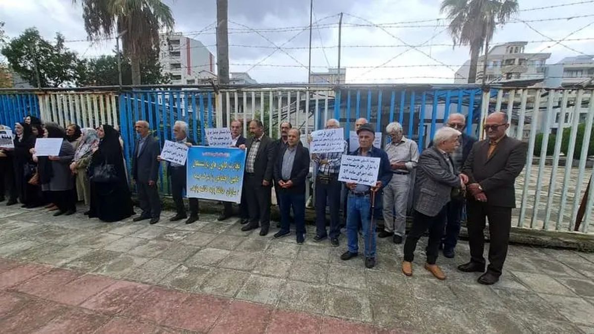 تجمع بازنشستگان تامین اجتماعی رشت؛ بیمه تکمیلی نمی‌خواهیم