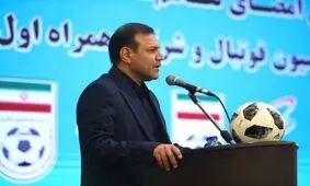 عزیزی خادم: تمام قد از اسکوچیچ حمایت می‌کنیم