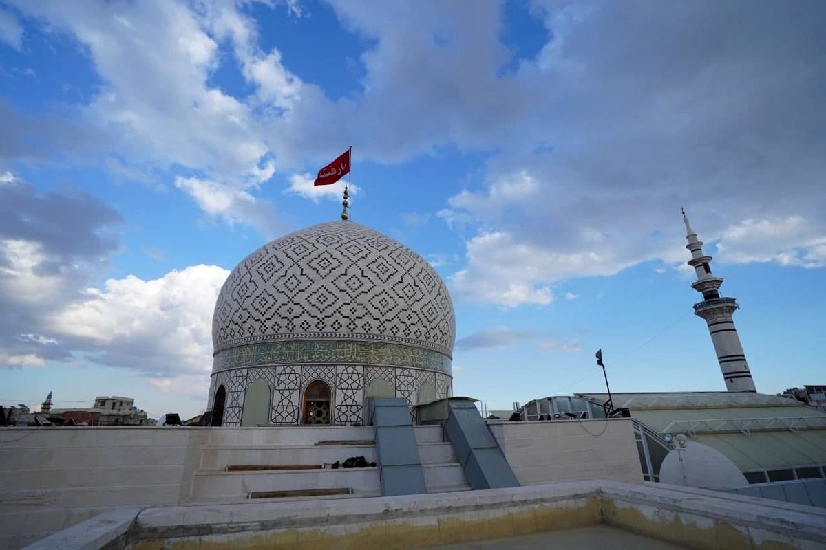 زائر حرم حضرت رقیه (س): یک نفر نیروی ایرانی در سوریه نمانده است/ ویدئو