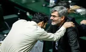 حقیقت پور به کوچک زاده: رهبری اجازه بررسی FATF را داده‌اند، تو چه کاره‌ای؟/ شما زبان تلخ احمدی‌نژاد بوده‌اید و ما پوست‌ و گوشت‌تان را می‌شناسیم/ مملکت صاحب دارد، اصول و چارچوب دارد

