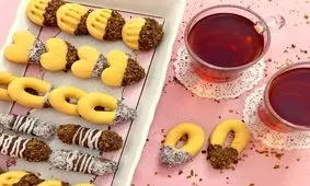 طرز تهیه شیرینی نوروزی با 3 قلم مواد