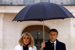 بریژیت ماکرون: برای ازدواج با رئیس جمهور فرانسه ۱۰ سال صبر کردم

