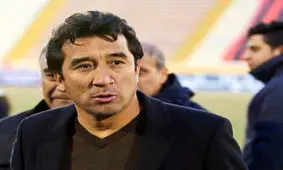 واکنش خداد عزیزی به سخنان عجیب حسن عباسی در خصوص فوتبالیست ها/ ویدئو