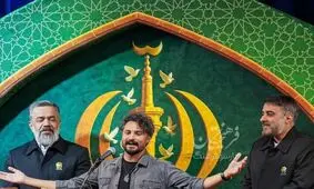بوسه خواننده پاپ بر کتف محمود کریمی