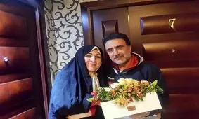 حمله به ماشین همسر مصطفی تاجزاده در مقابل چشم دوربین‌های نظارتی اوین 

