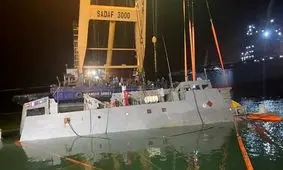 ناوشکن سهند از آب بیرون آمد
