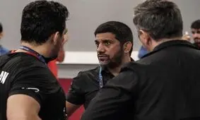 علیرضا دبیر: برخی روسای فدراسیون‌ها وزیر را گول می زنند!

