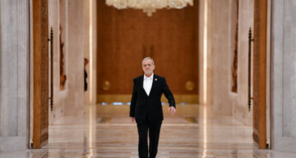 جدال دولت و مجلس بر سر تغییر چهار وزیر پزشکیان؛ از فشار برای استیضاح تا پیشنهاد راهبرد استعفاء /چه کسی از قطار پاستور پیاده می شود؟