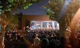 از برخی فرزندانمان خواستیم که مدتی به دانشگاه نیایند