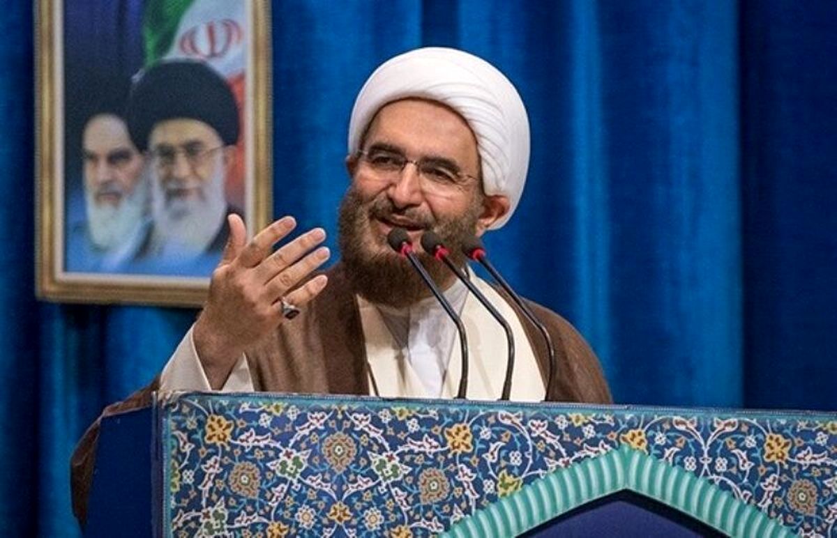 جماعتی ظهور و بروز خطرناکی پیدا کردند که حتی بانوان کمحجاب هم معترض شدند