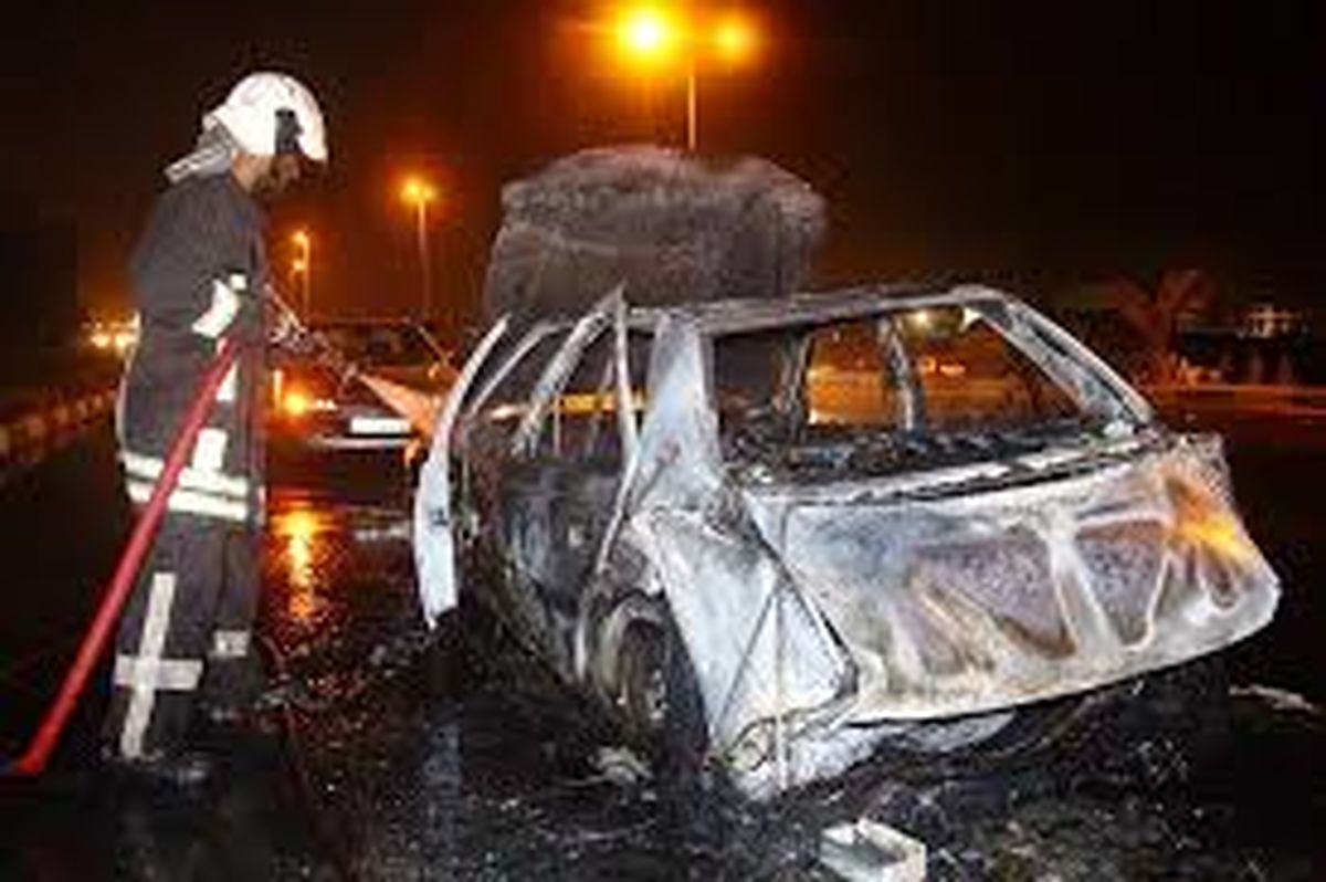 آتش سوزی خودرو حامل سوخت در مناطق مسکونی
